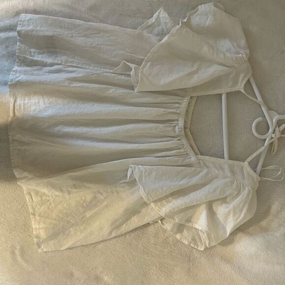 Old Navy Square Neck Flutter Sleeve size M - Picture 3 of 5